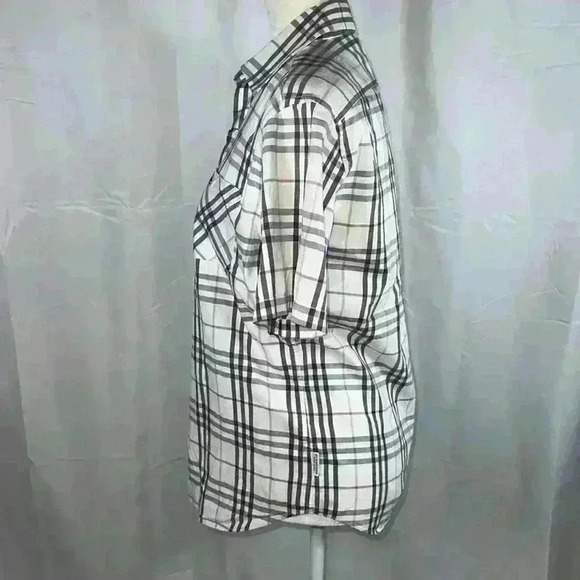🔥 Burberry Polo 🔥 - Picture 2 of 8